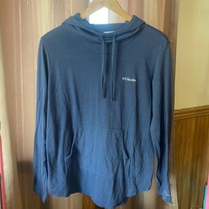 Columbia long sleeve Hooded shirt